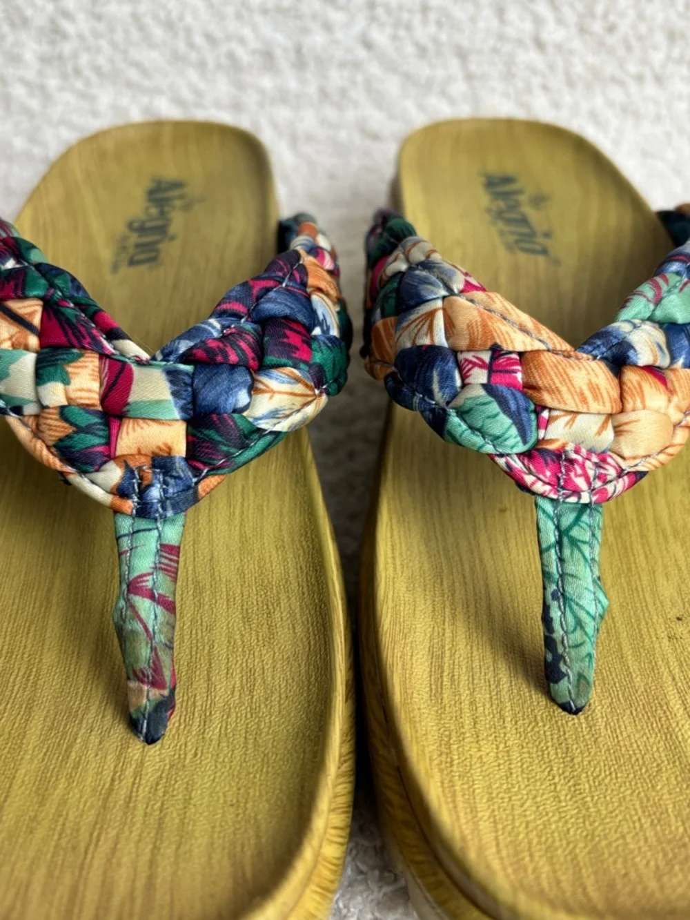 Alegria Sandals Womens‎ 38 8-8.5 Riz Multi Braided Strap Platform Woven Toe Post